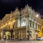 Naviglio Suite - Eleganza E Relax A 2 Min Dalla M4 E Dai Navigli