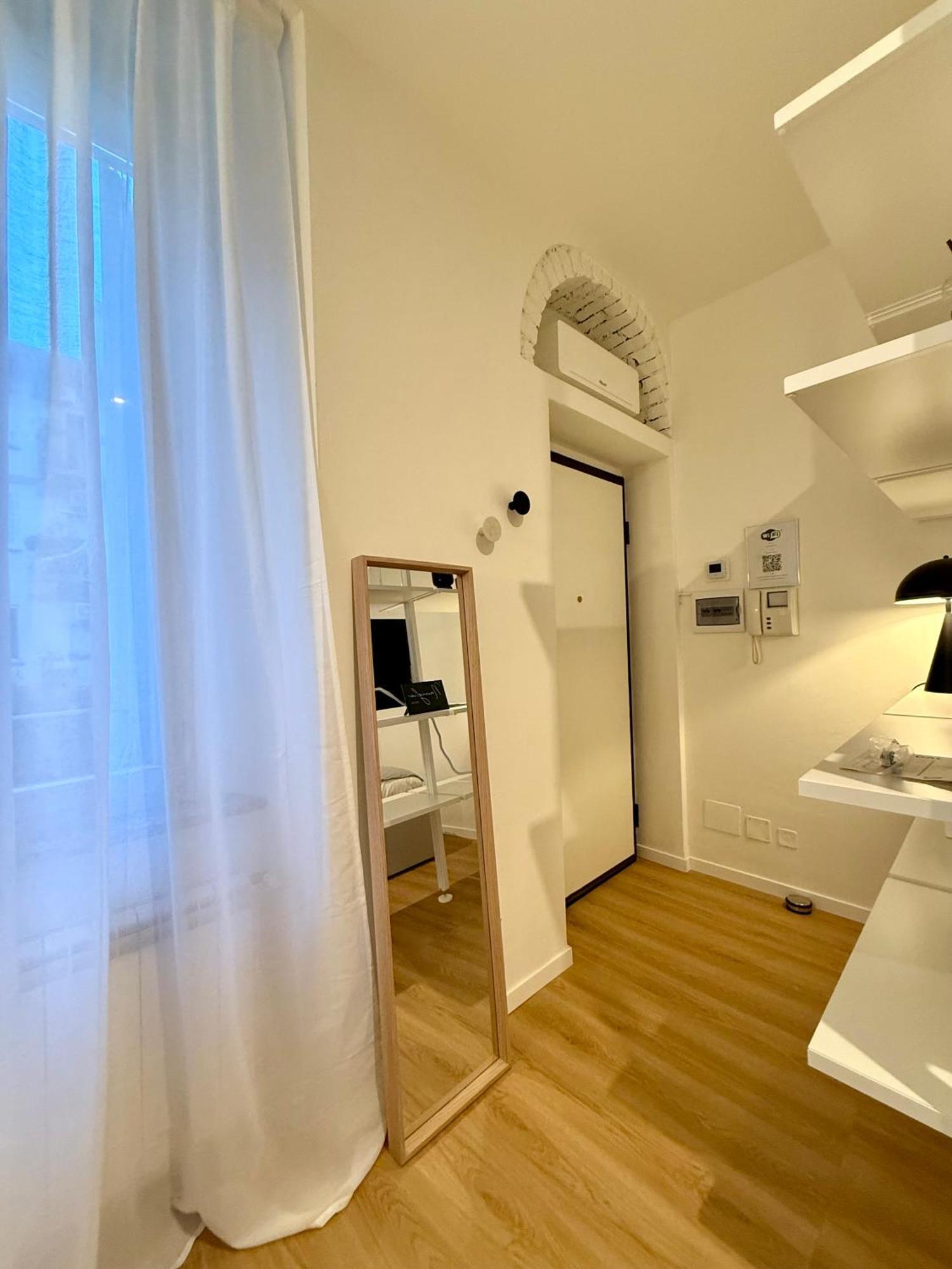 Naviglio - Eleganza E Relax A 2 Min Dalla M4 E Dai Navigli Apartment